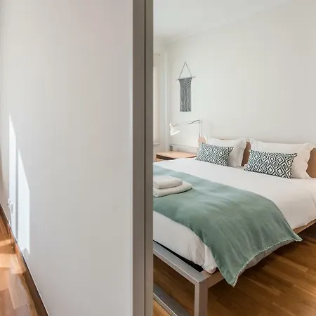 Guestready - Cactus Balcony - Free Private Parking Porto